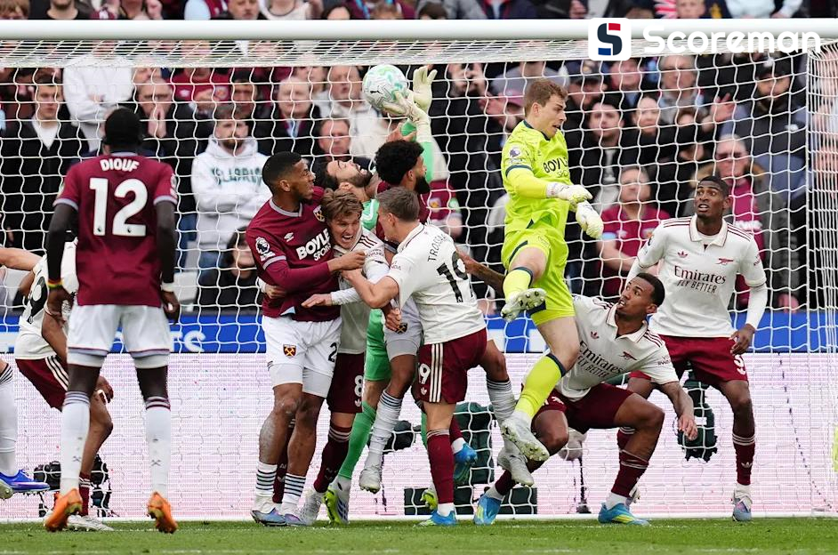 극적인 골 취소 판정...EPL 아스널, 웨스트햄 1-0 잡고 22년 만의 우승 '눈앞'